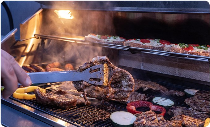 Smoke Roast & Skewer Grilling