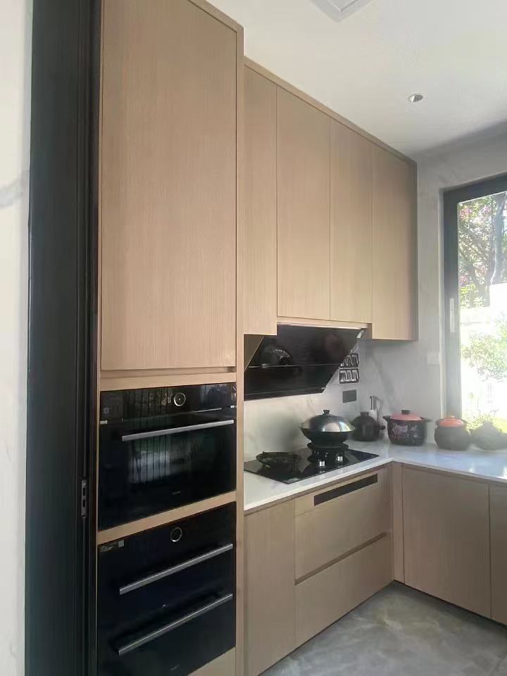 Overall kitchen cabinet